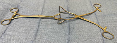 Lung instruments, Duvall clamps, thoracic instrumentation